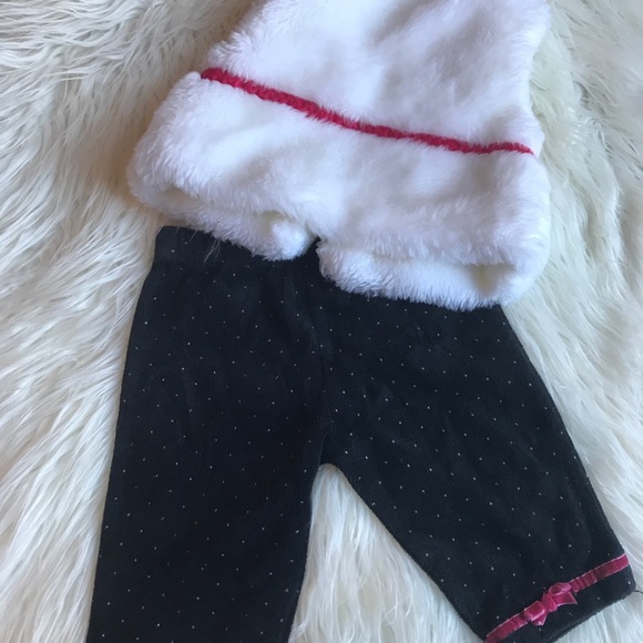 Two piece red/black infant outfit 3 months - Picture 4 of 4